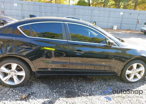 2013 Acura Ilx 2.0L из США, поврежденный, VIN 19VDE1F54DE002643